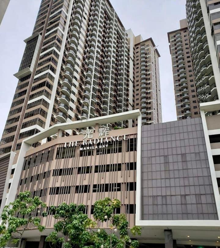 Le 10 The Radiance Manila Bay Aparthotel Pasay Exterior foto